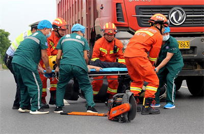 自贡沛县道路救援